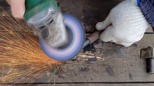 УНИКАЛЬНАЯ дверная защелка своими руками. Сделай сам.