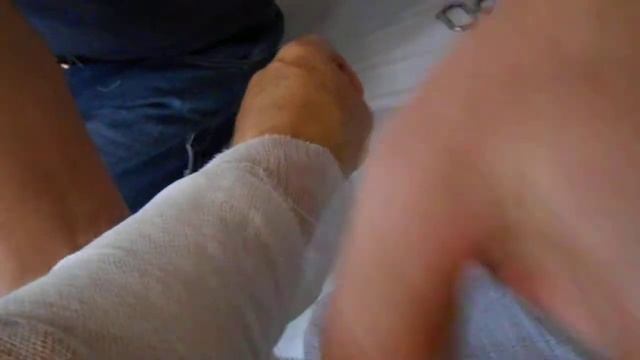 Быстрая перевязка раны.