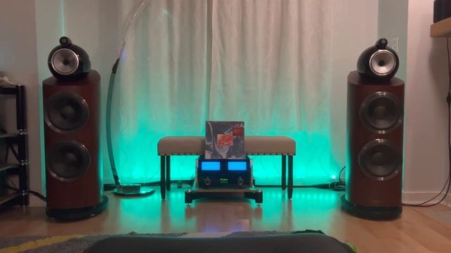 Dire Straits Fade to Black: McIntosh MT5, C2700, MC462, B&W 800D3 смотреть онлайн