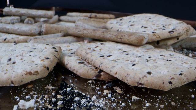 Семена тмина и что с ними обычно готовят - коротко о вариантах в этом видео. смотреть онлайн