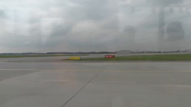 На автобусе, по перрону аэропорта Шереметьево. смотреть онлайн