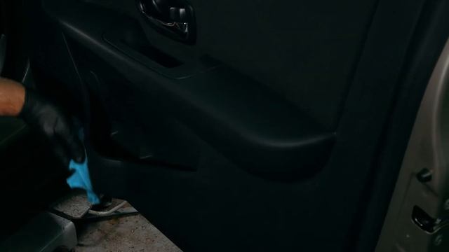 A9814-x Полироль очиститель пластика матовый AXIOM