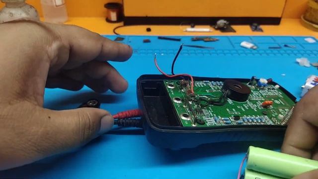 All Digital Multimeter(MAS830L) Battery Replacement Solution смотреть онлайн