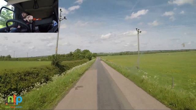 HGV NEARLY IN THE ROOF | MOFFET DOESN'T FIT | TIGHT FARM AGAIN! смотреть онлайн