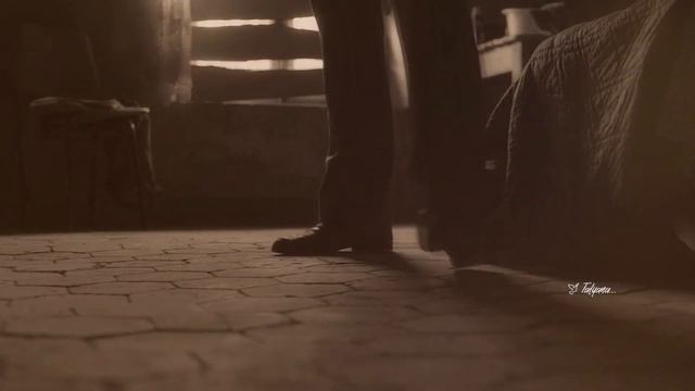 Two Feet - Pink Reprise смотреть онлайн