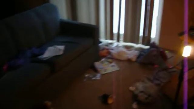 MESSY MOLLY'S HOUSE смотреть онлайн