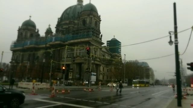 Осенние прогулки по городам Западной Европы смотреть онлайн