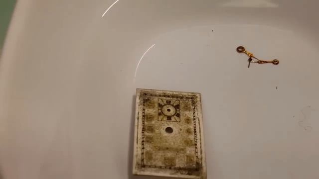 How to clean a watch dial смотреть онлайн