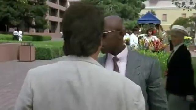 Джери ли в деле К 9 СОБАЧЬЯ РАБОТА смотреть онлайн