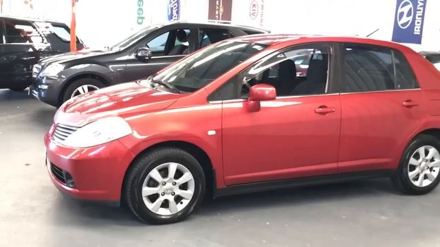 ¿Que TAN BASURA es el NISSAN TIIDA? смотреть онлайн