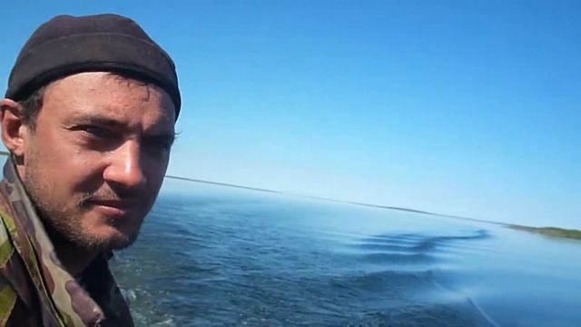 просторы северных озер  нашли брошенные сети