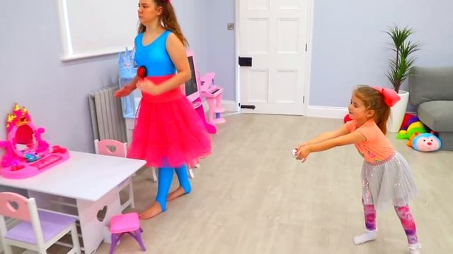 Ruby and Bonnie are dolls смотреть онлайн