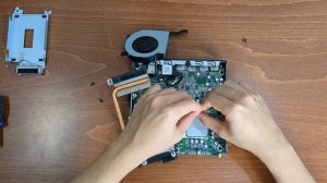 Lenovo ThinkCentre M715Q AMD version teardown and upgrade CPU/RAM/SSD