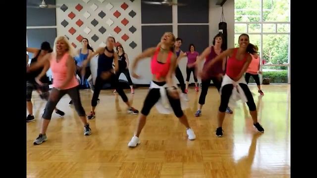 La Mordidita RICKY MARTIN zumba dance choreography смотреть онлайн