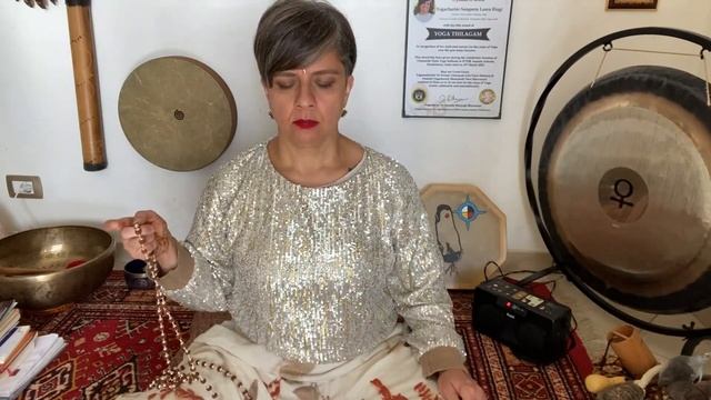 oṃ gaṃ gaṇapataye namaha - 108 japa смотреть онлайн