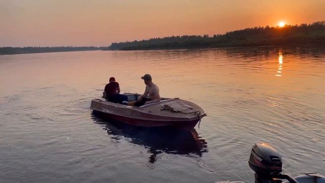 Заведём ли старый мотор Вихрь спустя 2 года? смотреть онлайн