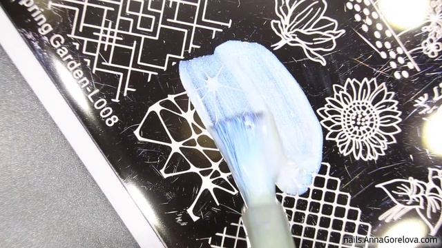 Chameleon Dual Stamping On Black Base / Мультихромный двойной стемпинг на чёрной базе