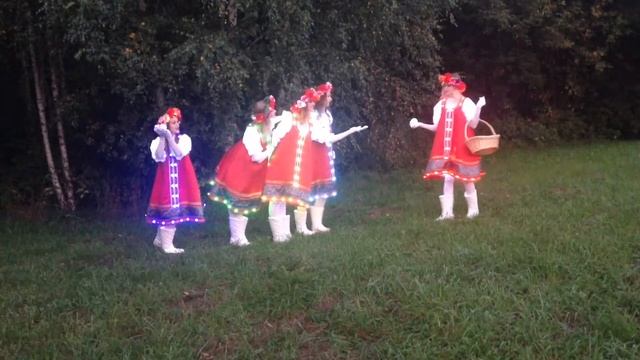 Светодиодные русские костюмы - Шоу Светлы девицы - backstage смотреть онлайн