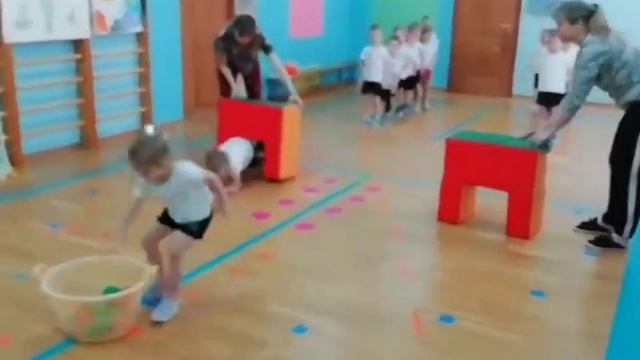 Спортивный праздник, посвященный 23 февраля во второй младшей группе №2 смотреть онлайн