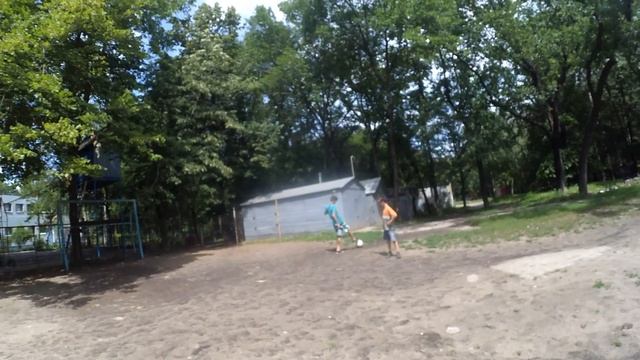 Доигрался разбил окно в садике смотреть онлайн