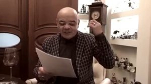 Константин Райкин читает стих Роберта Рождественского «Я уехал от весны»