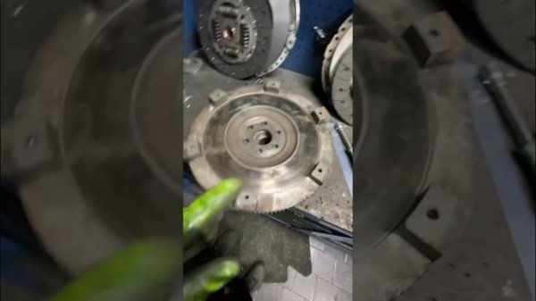 Буксует сцепления Opel Zafira