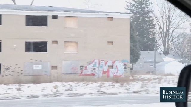 Правда о домах за 1$ в Детройте (США). Business Insider на русском смотреть онлайн