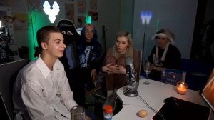 Чёрно-оранжевый ютуб