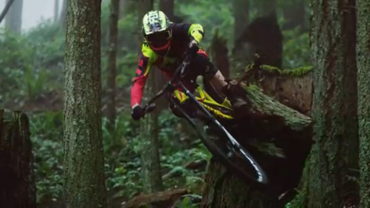 Даунхилл в Британской Колумбии смотреть онлайн