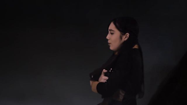 THE NEXT RIGHT THING from Frozen 2 but I am Anna... ★ FROZEN 2 - Kristen Bell COVER in Real Life смотреть онлайн