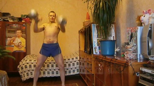 Упражнения с гирями."Рывок - мельница" (2х16 кг.) - 50 повторений. смотреть онлайн