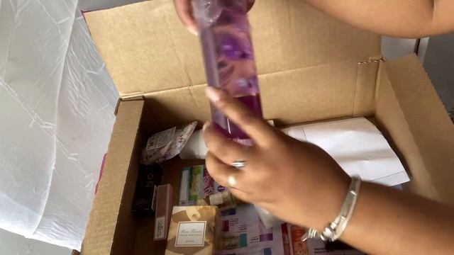 Caixa AVON 08/2021 | Lançamento que me ENCANTOU!!!!! Vem comigo.... смотреть онлайн