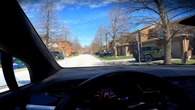 How Does Tesla FSD Beta Handle Speed Bumps? смотреть онлайн