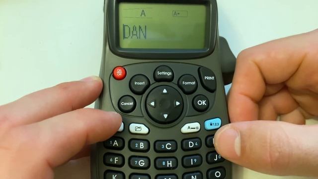 DYMO LetraTag LT 100H Handheld Label Maker Review смотреть онлайн