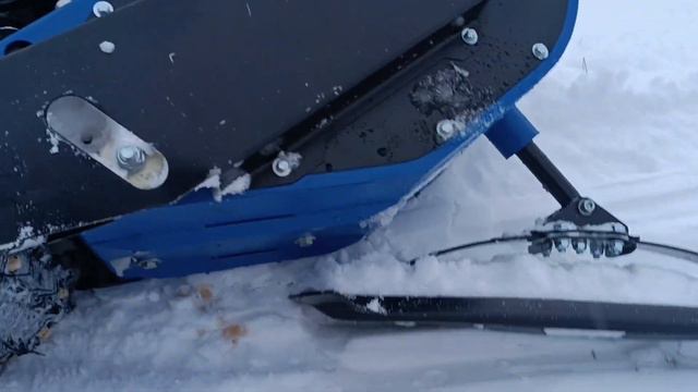 забивание гусеницы мокрым снегом на снегокате draxter смотреть онлайн