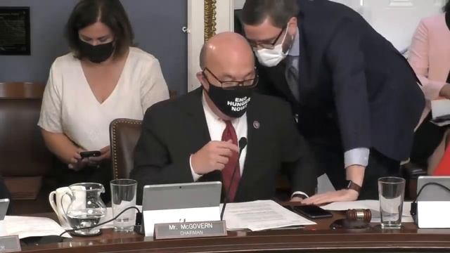 McGovern, Jordan Clash At House Rules Committee Hearing смотреть онлайн