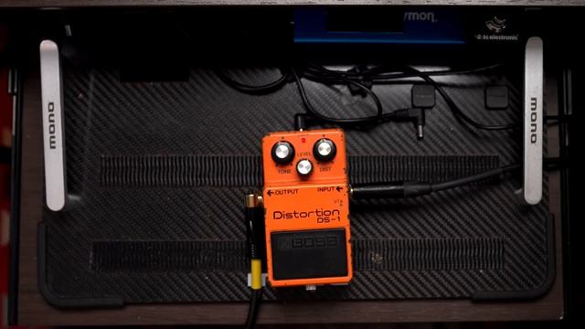This Is WAY Better Than The Tubescreamer (The Boss DS-1 Sound) смотреть онлайн