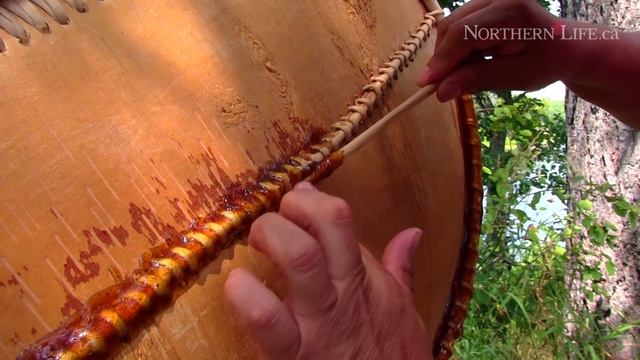 Building a birch-bark canoe смотреть онлайн