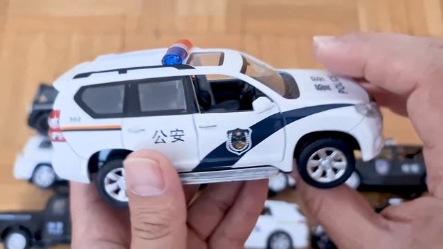 Diecast Police Cars: Suvs In 1/24 Scale From Various Brands смотреть онлайн