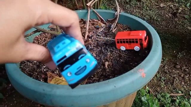 Mainan mobil mobilan, Excavator, truk molen, mobil Disney Pixar Cars, lighting McQueen, mobil box смотреть онлайн