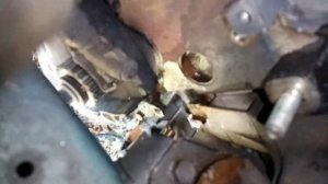 Течь антифриза со стороны ремня грм, ваз 2110-2112,нашёл причину, устранил проблему.