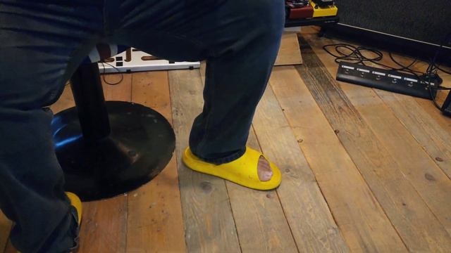 Fender Acoustasonic Telecaster смотреть онлайн