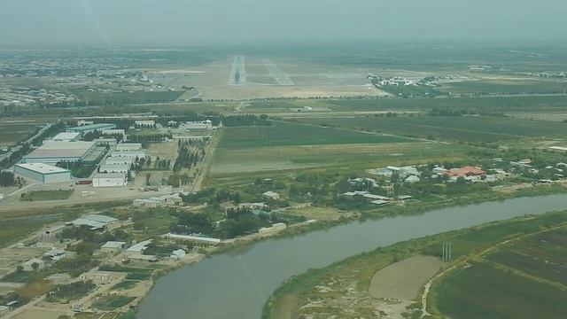 Посадка Ан-124 Руслан в Мары, Туркменистан смотреть онлайн