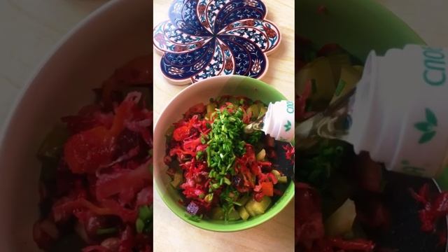 ЭХ,И ВКУСНЫЙ ЭТОТ ВИНЕГРЕТ!!И ПОЛЕЗНЫЙ!