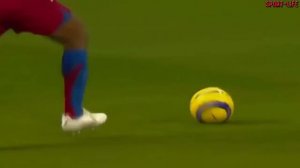 Роналдиньо официально завершил карьеру