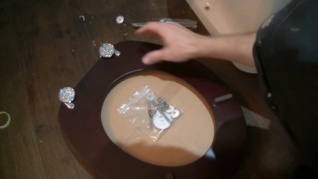 How to Change a Toilet Seat смотреть онлайн