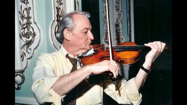 Skowronski Plays! Schumann Violin Sonata No. 2, First Movement смотреть онлайн