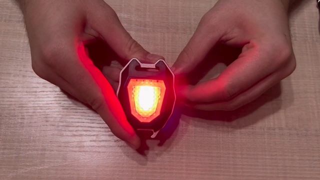 Фонарь многофункциональный с прикуривателем!! Светит ярко и зажигает бумагу смотреть онлайн