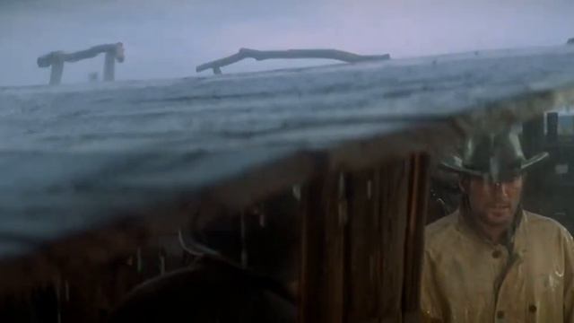 Вестерн США о стареющем ковбое придерживающийся тех традиций ,которые сделали его легендой смотреть онлайн