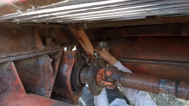 Установка отремонтированного грохота на комбайн смотреть онлайн